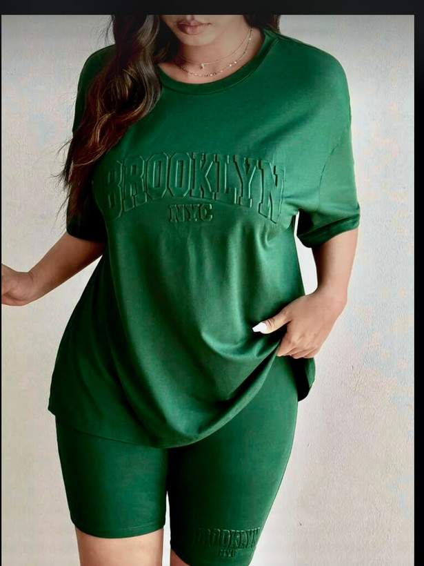 ست ورزشی زنانه/تیشرت شلوارک زنانه/وارداتی کیفیت عالی/۷تا رنگ جذاب
